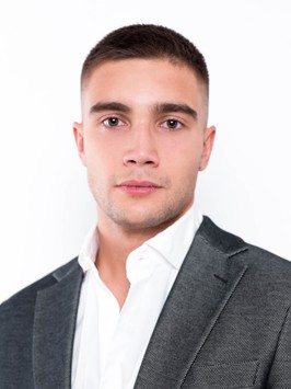 Москвичев Максим Андреевич